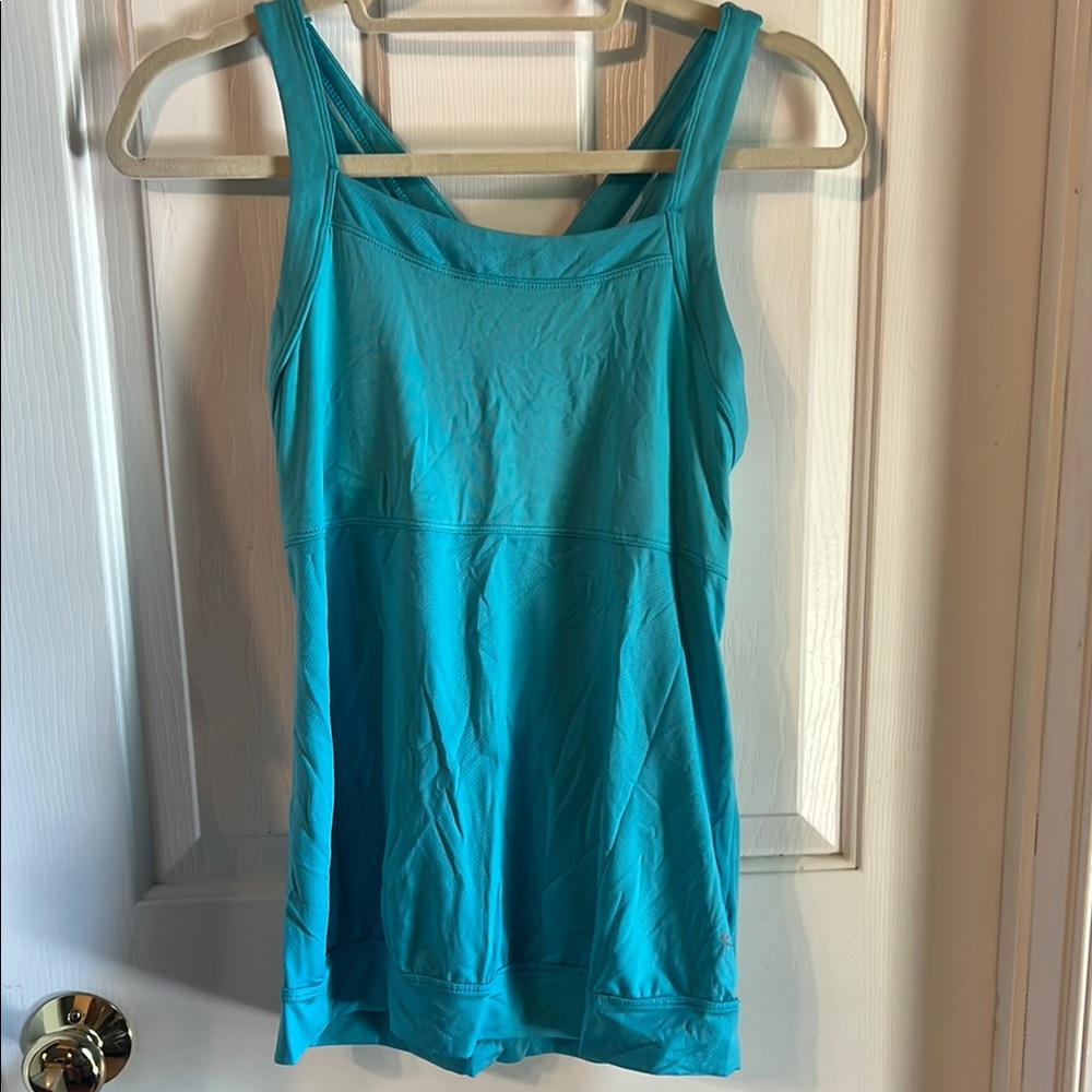 Danskin Now Blue Fitted Sleeveless Tank Top